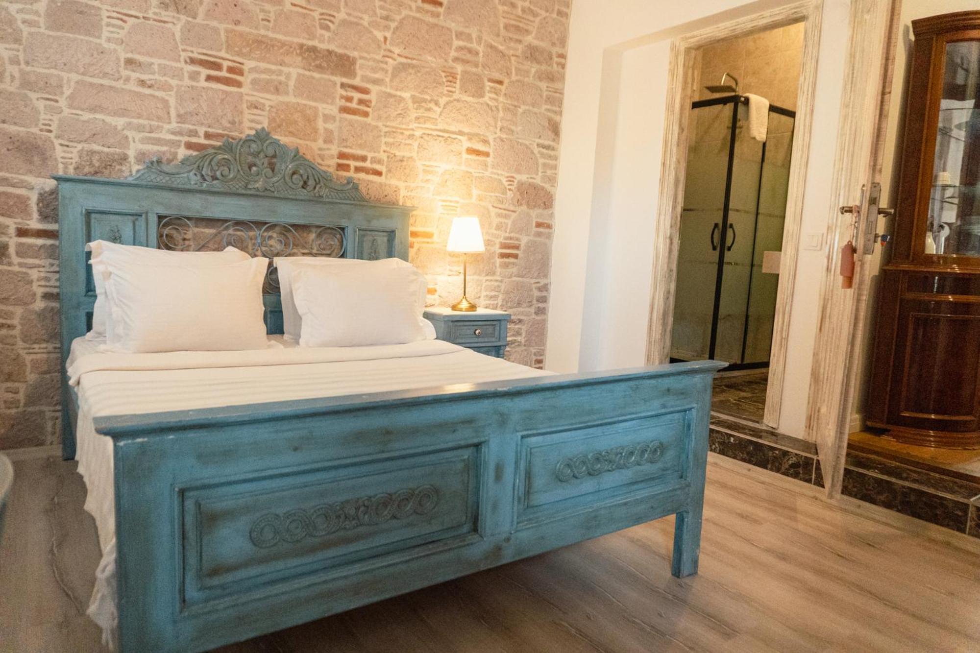 Cunda Mor Limon Otel Ayvalı Buitenkant foto