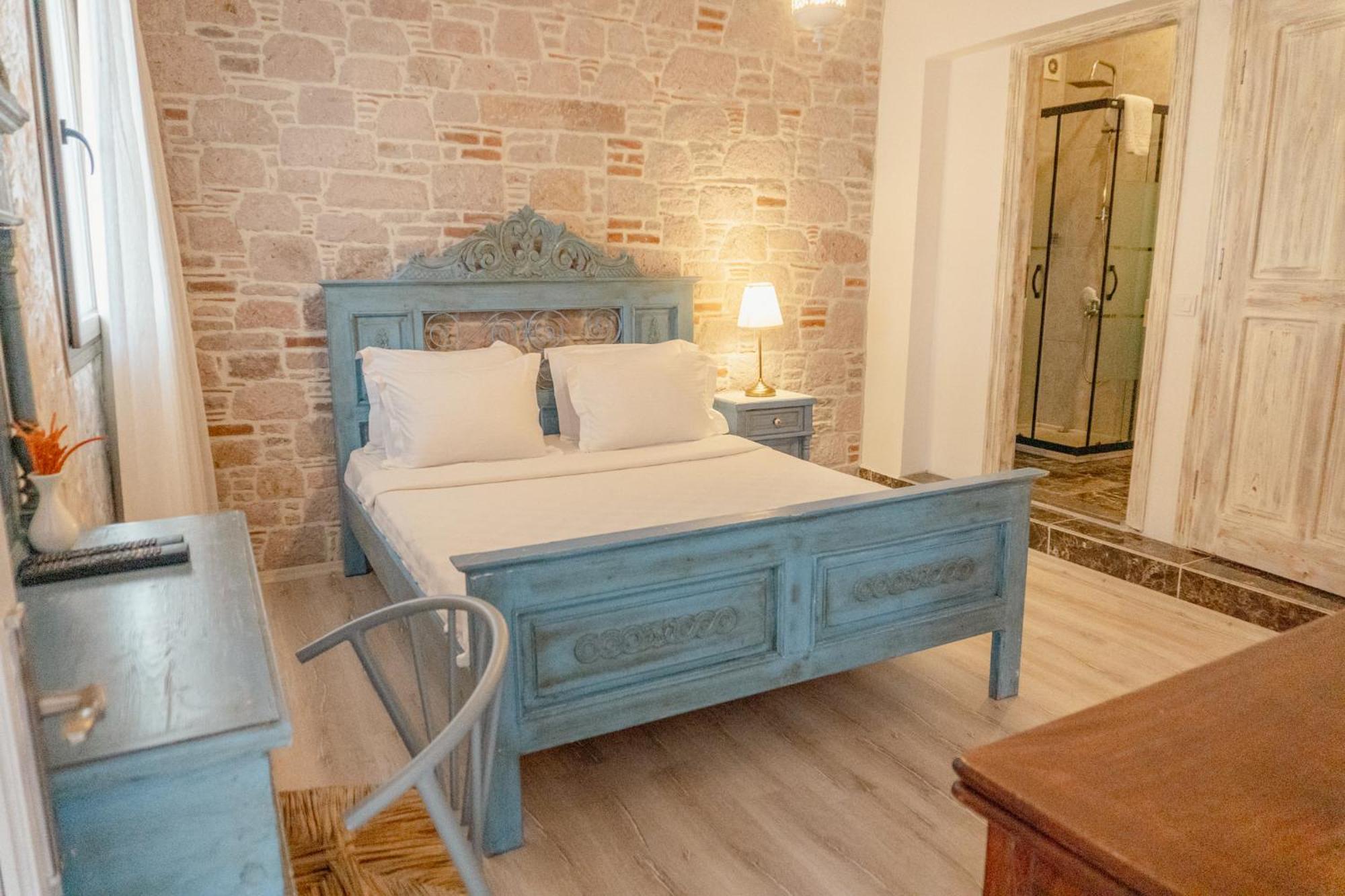 Cunda Mor Limon Otel Ayvalı Buitenkant foto