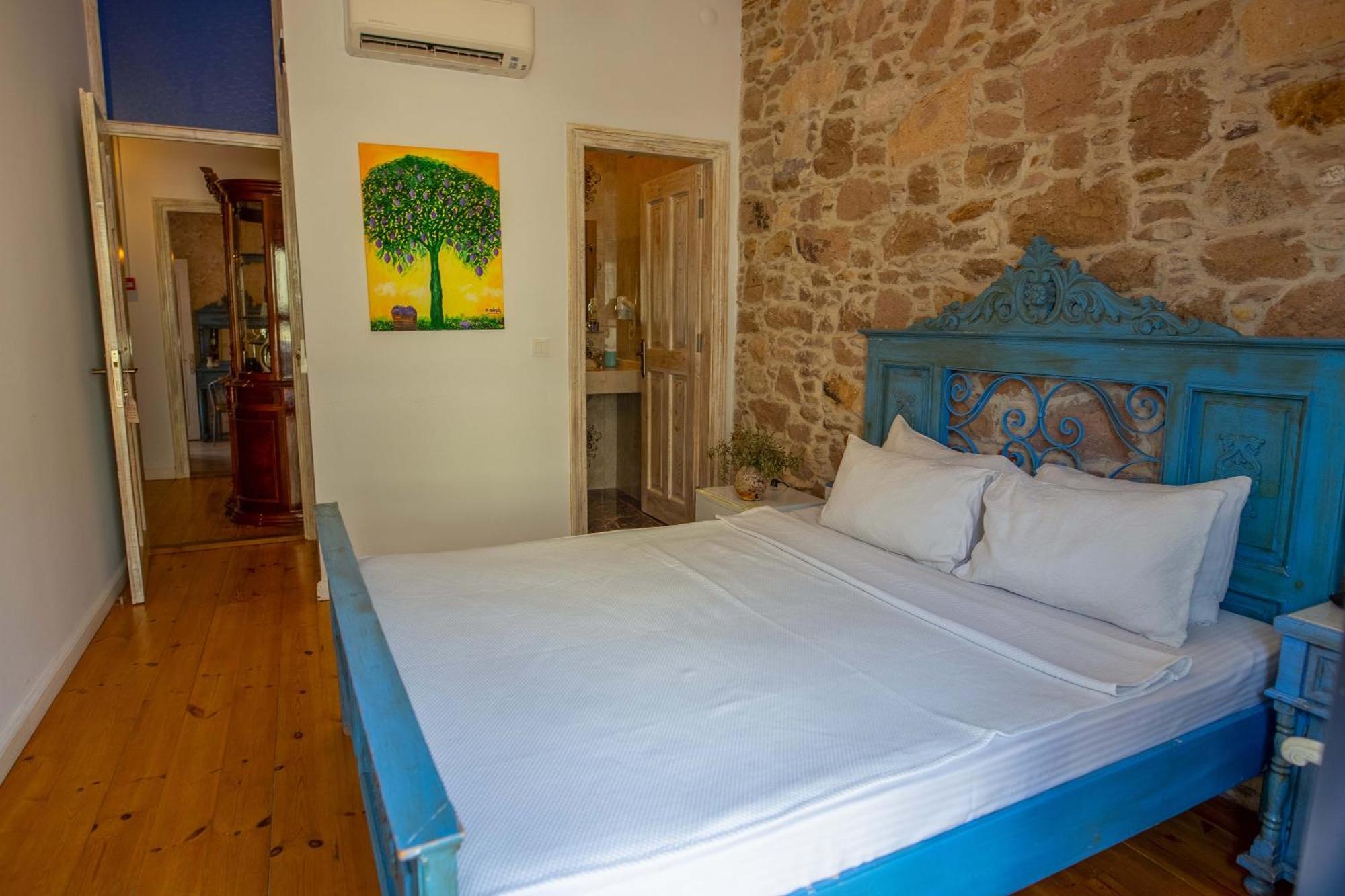 Cunda Mor Limon Otel Ayvalı Buitenkant foto