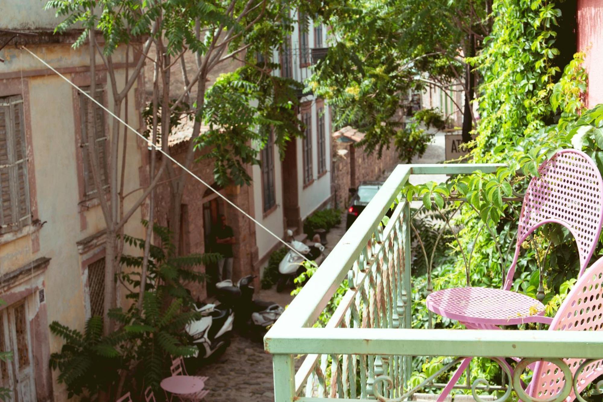 Cunda Mor Limon Otel Ayvalı Buitenkant foto