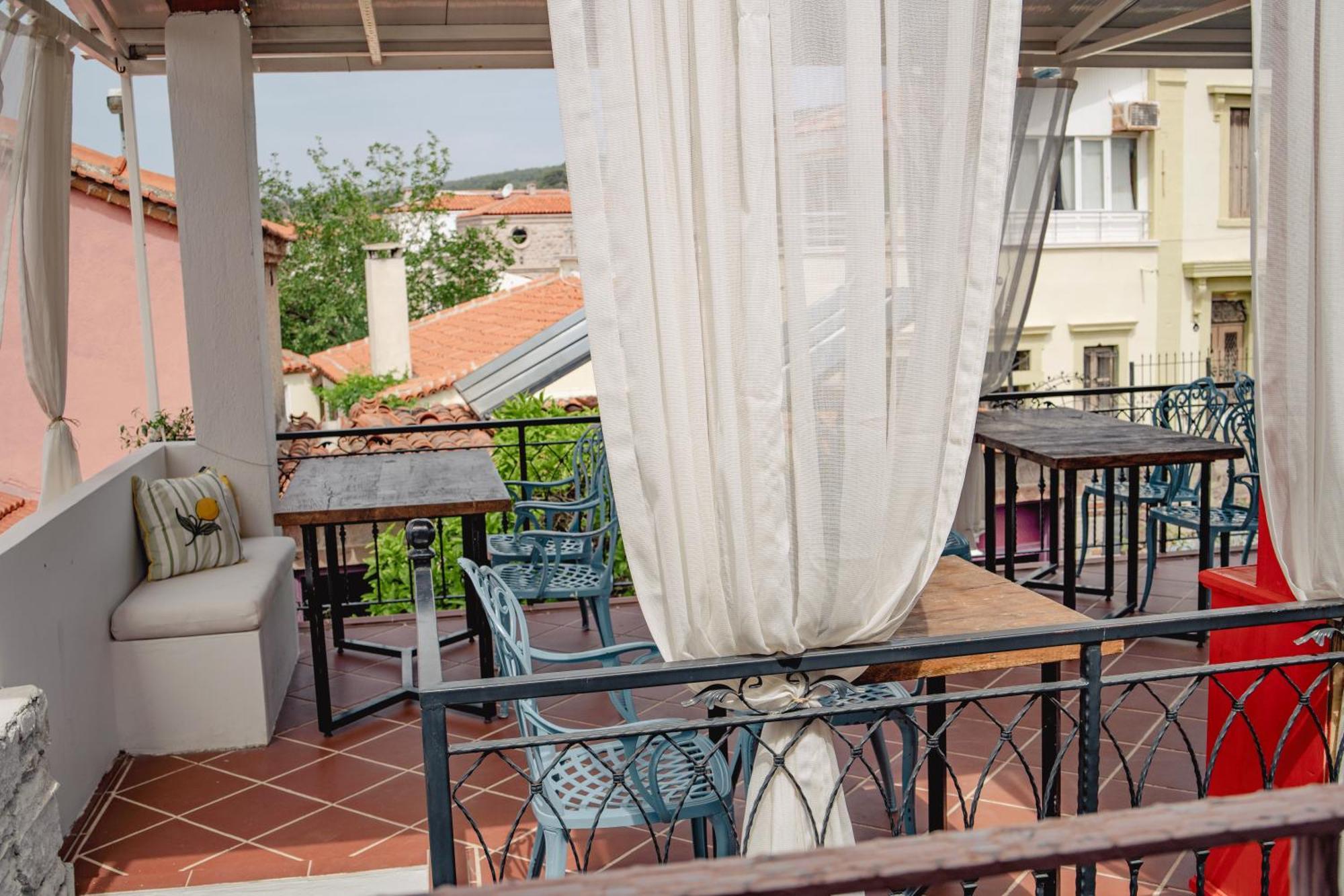 Cunda Mor Limon Otel Ayvalı Buitenkant foto